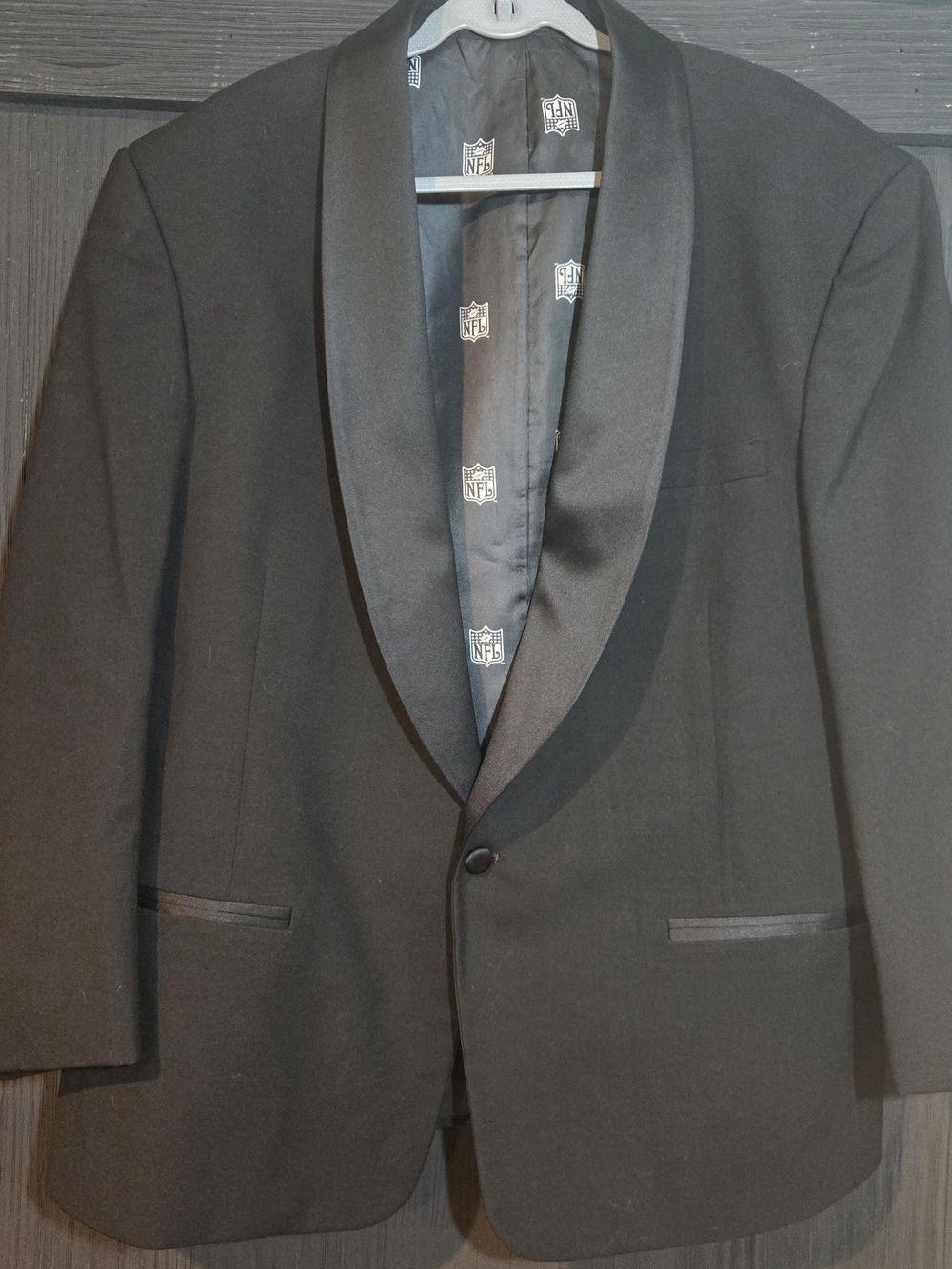 Vintage 1994 Team NFL Lord West Tuxedo Jacket Satin Shawl Lapel 48S Black USA